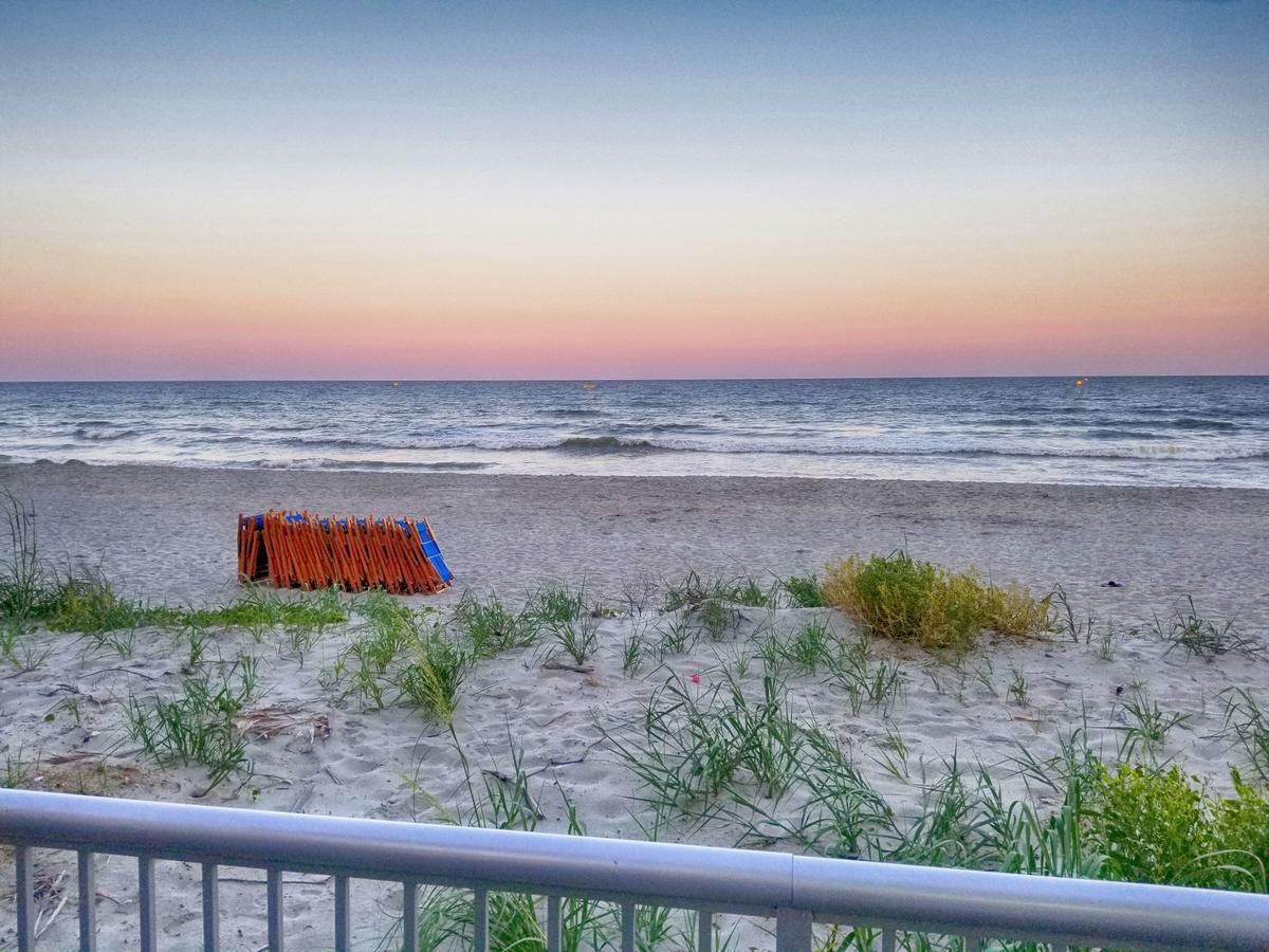 Appartement New Modern, Direct Oceanfront, Boardwalk, Views! à Myrtle Beach Extérieur photo